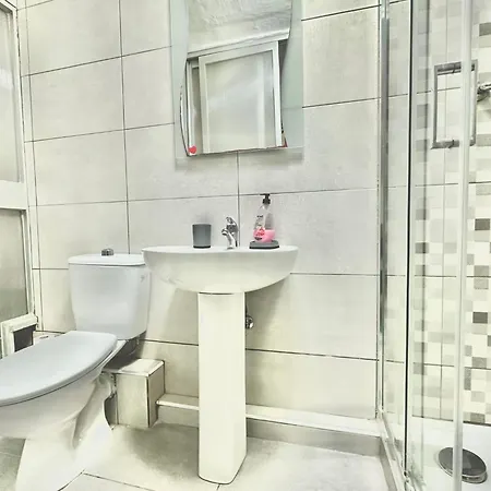 Apartment 3-bedroom Townhouse