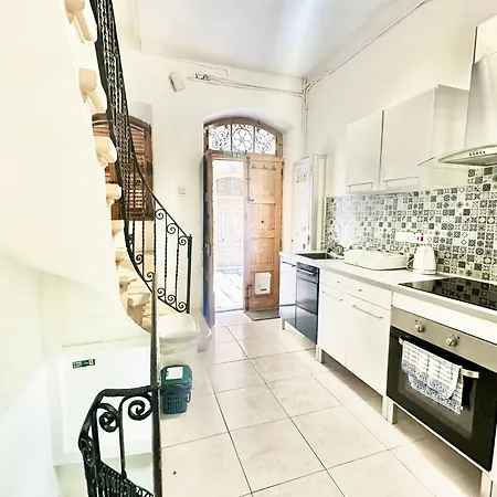 3-bedroom Townhouse Апартаменты